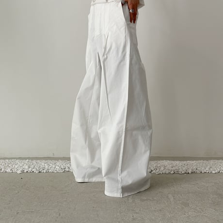 super wide long pants【white】