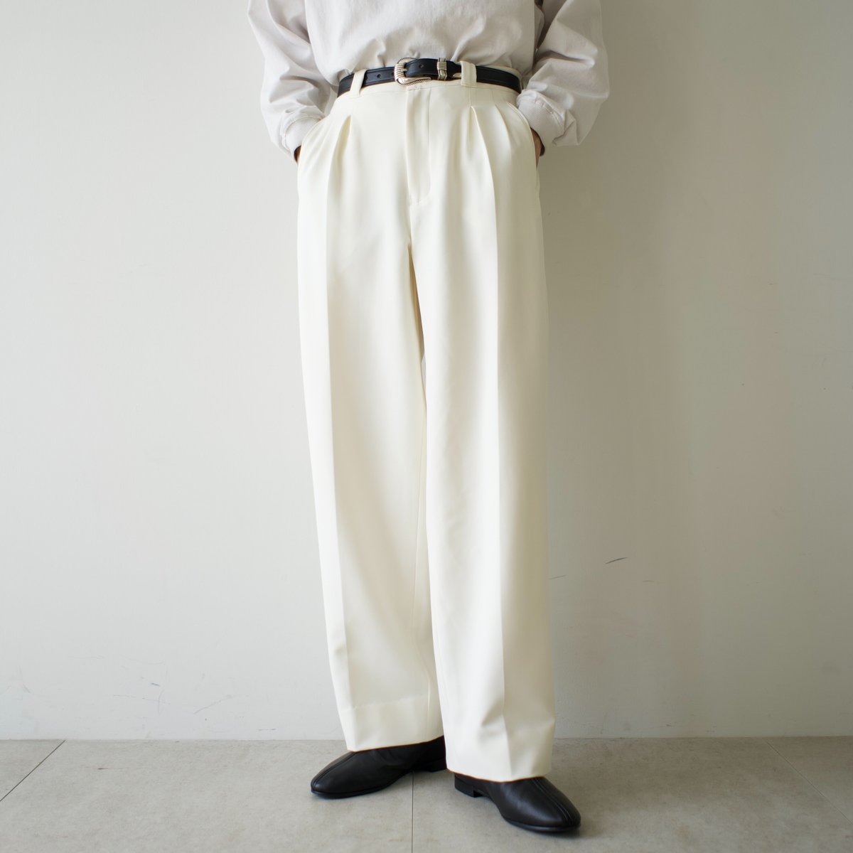 precme. / wide straight slacks www.withmandy.com