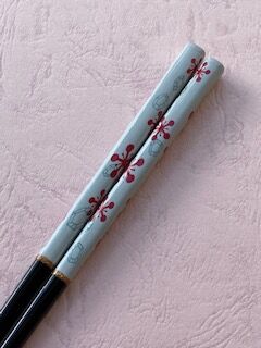 梅花装飾 レトロ 火箸 2種類　3膳 ヴィンテージ ひばし です。 梅花装飾 レトロ 火箸 2種類 3膳 ヴィンテージ ひばし です