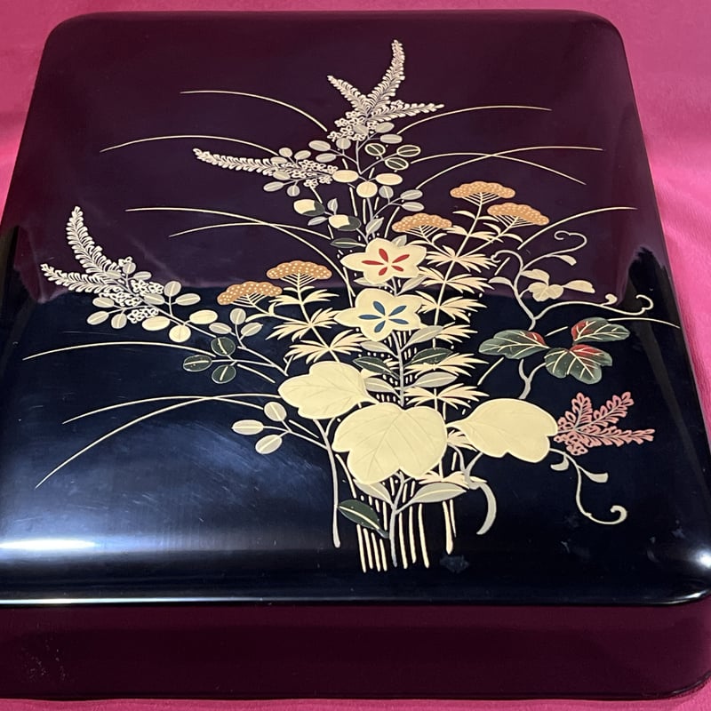 硯箱 秋草 | 【会津漆器・会津塗り専門店】会津名匠華蔵｜公式