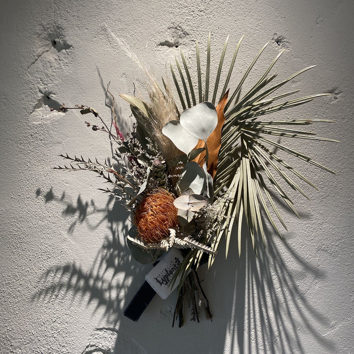 専用＊ソテツ＆ハナオクラ　ドライフラワーリース ちょっとだけ online storeへ 追加しました 明日はもうちょっと