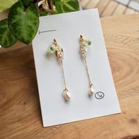 charme（かすみ草）  18サージカルステンレスピアス