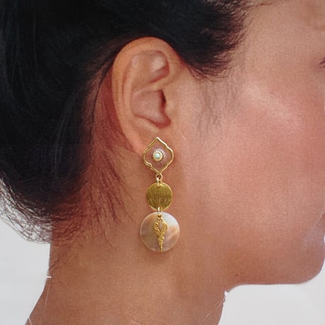 モロッカンシェルピアス