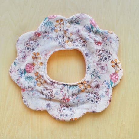 flower bib ピンク