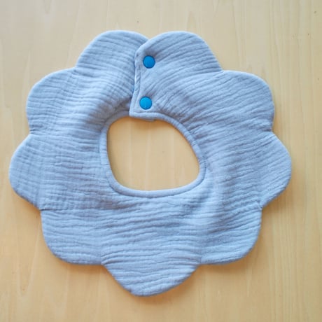 flower bib  クジラ