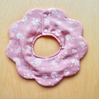 flower bib ピンク