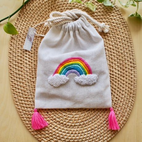刺繍巾着（レインボー）