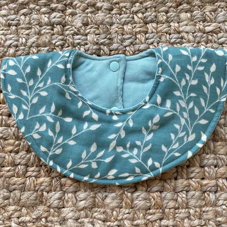 flower bib グリーン