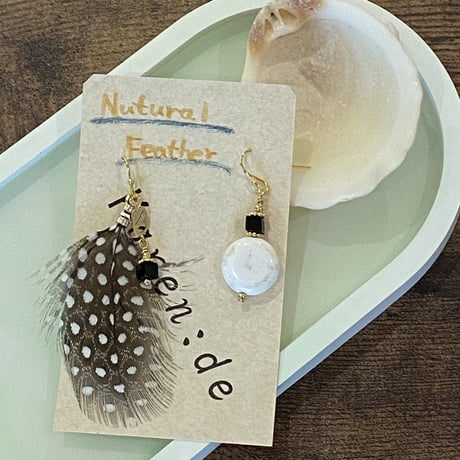 Feather ピアス