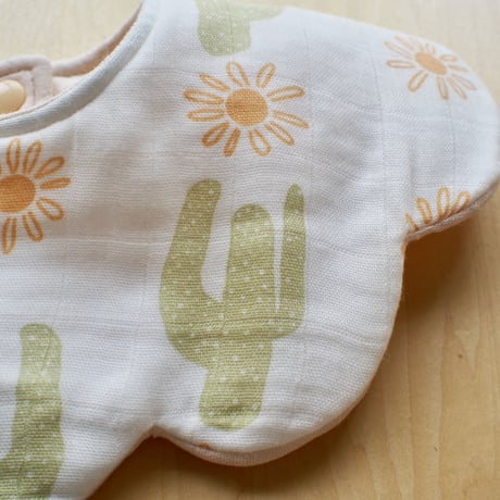 flower bib サボテン