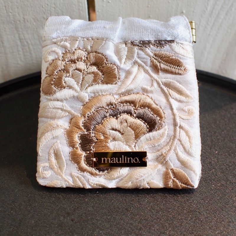 シルク風アクセサリーケース