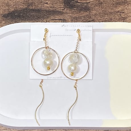 Charme かすみ草  18Ｋサージカルステンレスイヤリング