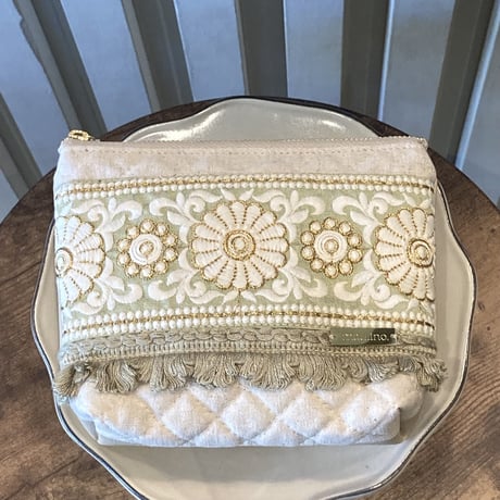 インド刺繍リボンのマチ付きポーチ（M）