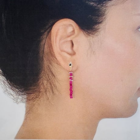 ピンキーピアス