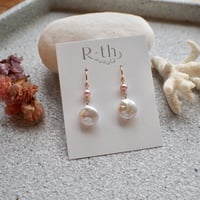 淡水パールコイン（ホワイト）・小粒（ピンク）ピアス 14kgf