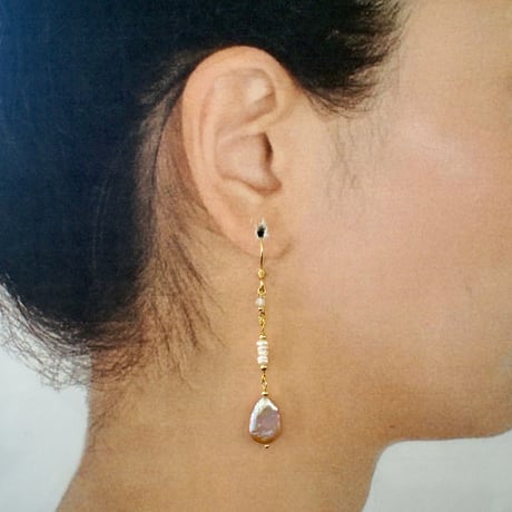 バロックパールピアス