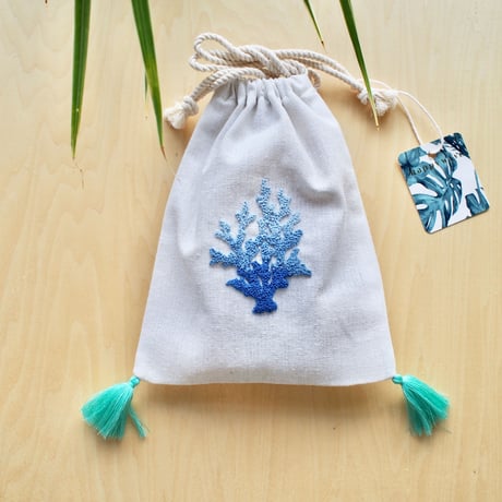 刺繍巾着（コーラル）