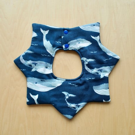 star bib クジラ