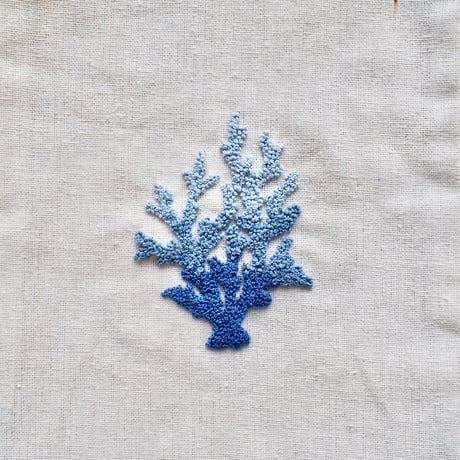 刺繍巾着（コーラル）