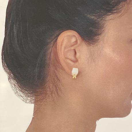 joie ビオラ 18K サージカルステンレスイヤリング