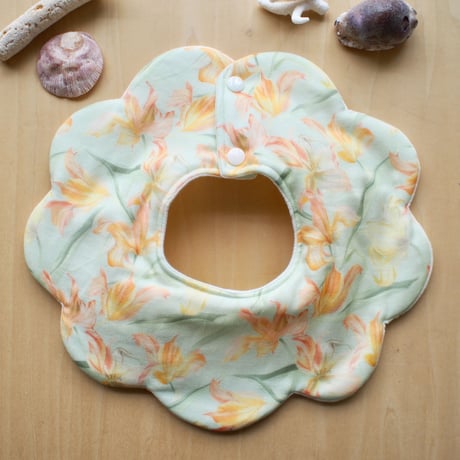 flower bib　フラワー