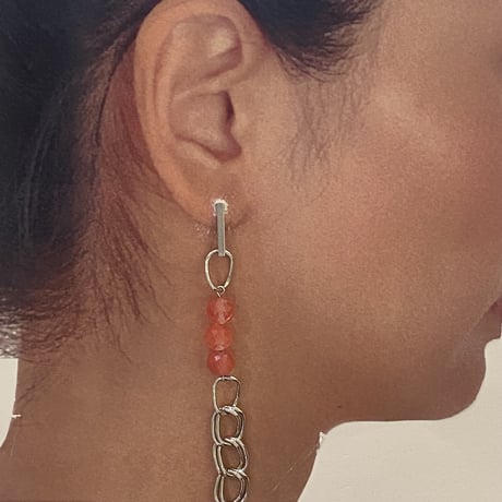 チャリークォーツのロングピアス