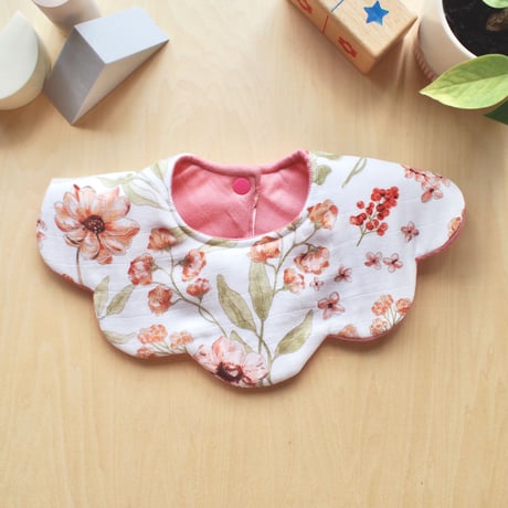 flower bib フラワー