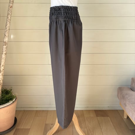 ギャザーワイドパンツ