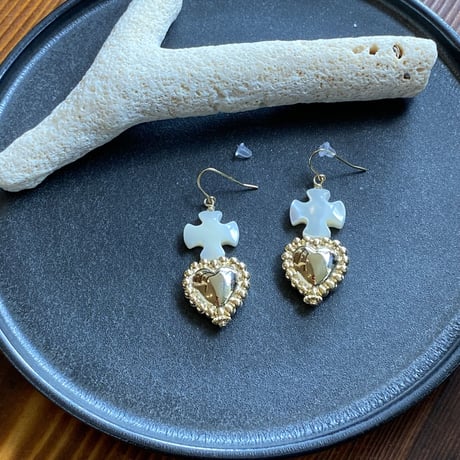メキシカンハートシェルピアス
