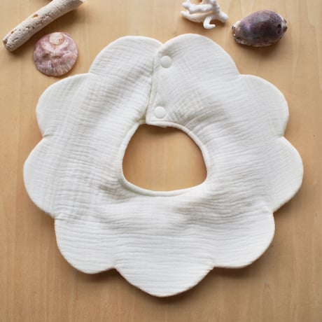 flower bib　フラワー