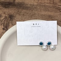 スワロフスキーとパールのピアス