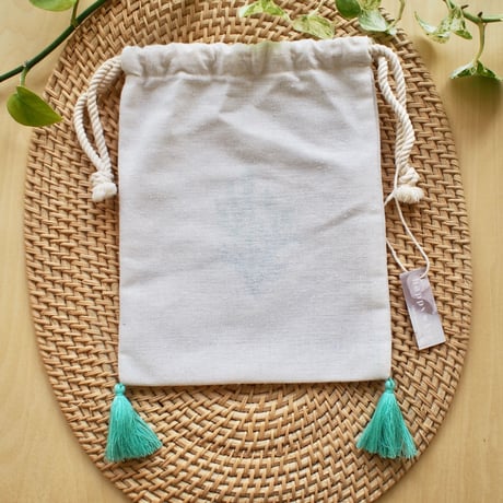 刺繍巾着（コーラル）