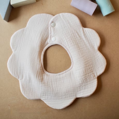 flower bib　にじ
