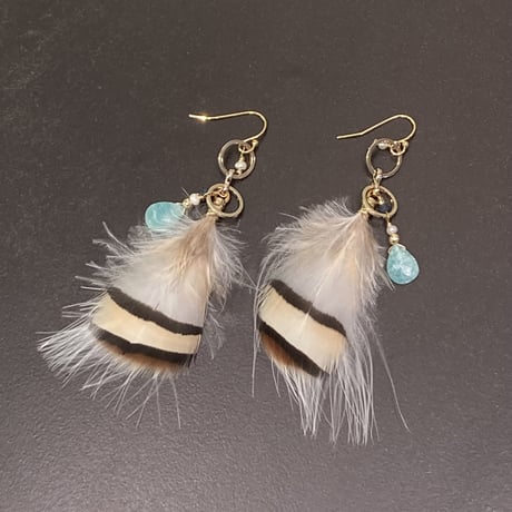 Feather ピアス