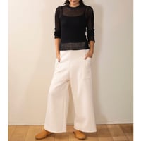 クロッチデザインニットパンツ