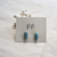 波　ピアス