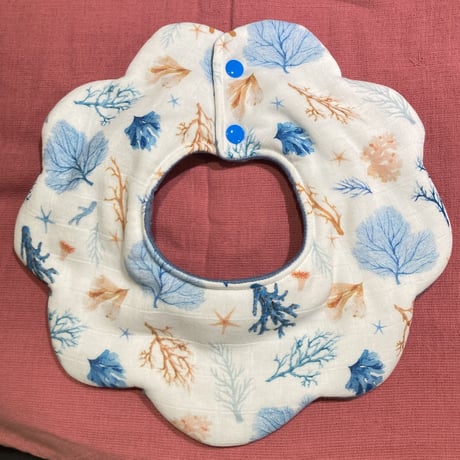 flower bib コーラル