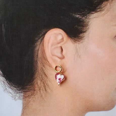 ガラスハートピアス（Pink）