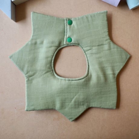 star bib　フラワー