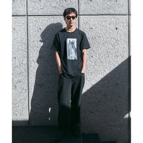 ディープインパクト グラフィカルTシャツBパターン（黒/Black）
