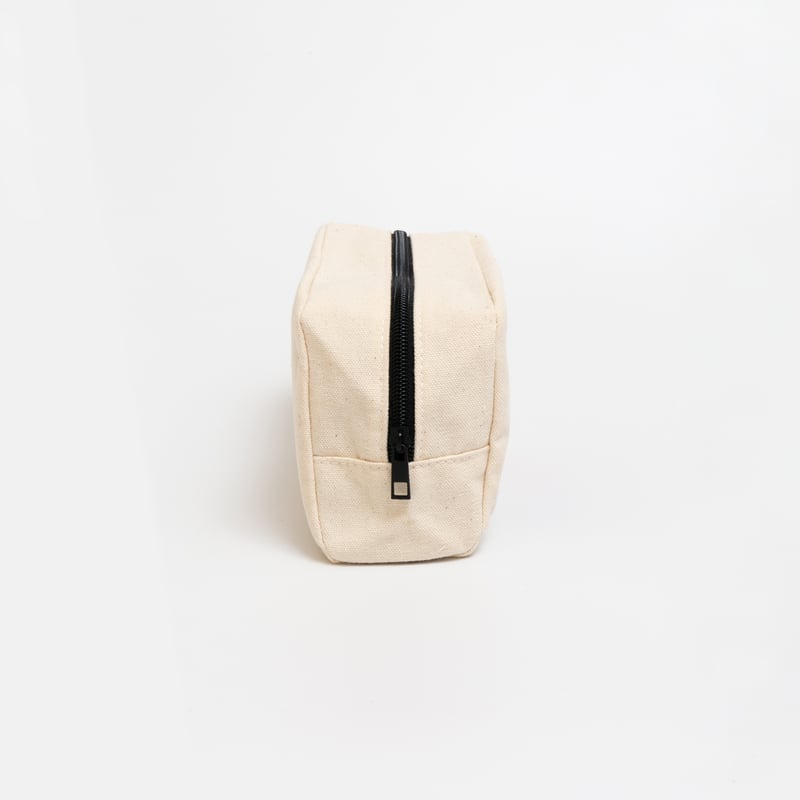 ソングライン引退記念グラフィカルミニポーチ（生成り/Off-White