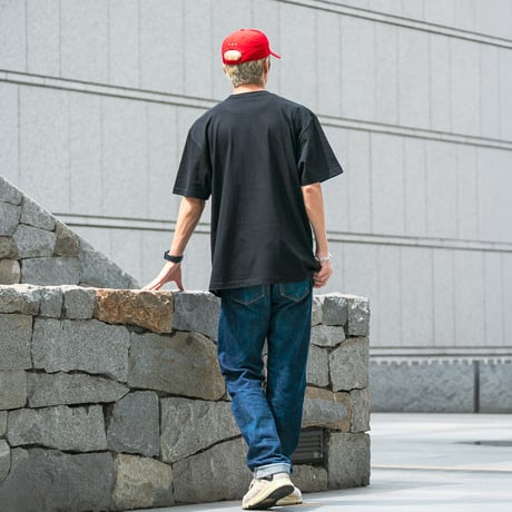 タスティエーラ引退記念 グラフィカルTシャツCパターン（黒/Black）