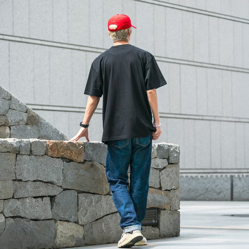 タスティエーラ引退記念 グラフィカルTシャツCパターン（黒/Black