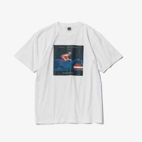 イクイノックス顕彰馬選定記念 グラフィカルTシャツAパターン（白/White）