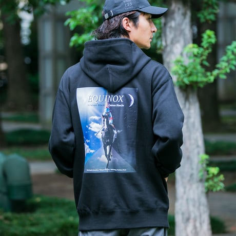 イクイノックス引退記念グラフィカルパーカー（黒/Black）