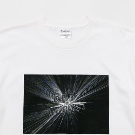 ディープインパクト グラフィカルTシャツCパターン（白/White）