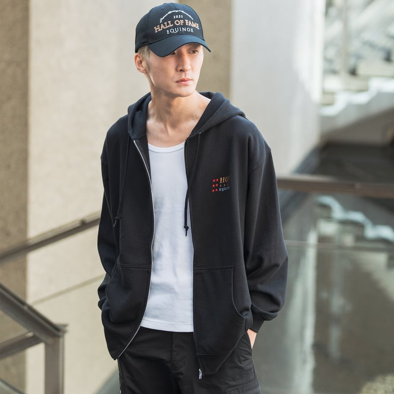 イクイノックス顕彰馬選定記念 グラフィカルジップパーカー（黒/Black