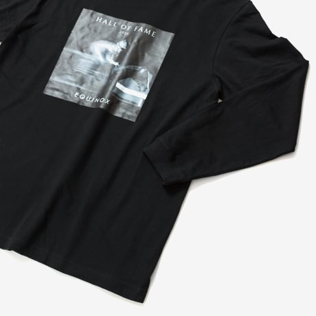 イクイノックス顕彰馬選定記念 グラフィカルロングスリーブTシャツ（黒/Black）