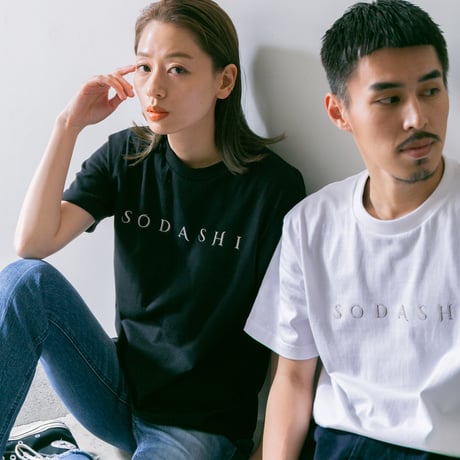 ソダシ引退記念グラフィカルTシャツ（Cパターン白/White）