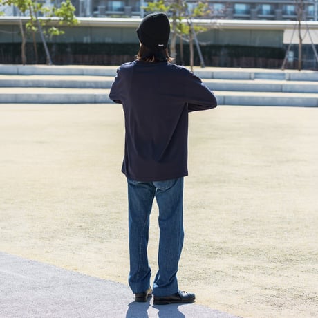 ウインドインハーヘア グラフィカルロングスリーブTシャツ（紺/Navy）